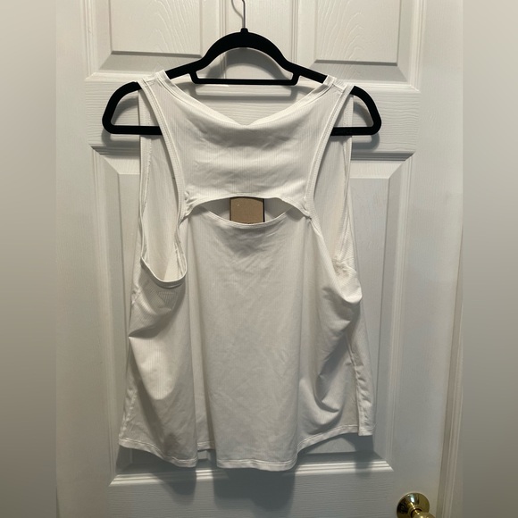 NWT Nike Women's Tennis White Tank Top - Picture 5 of 5